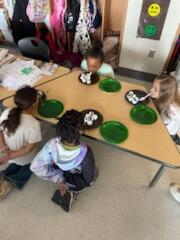 ၁၉ ရုပ်ပုံ ၁၆