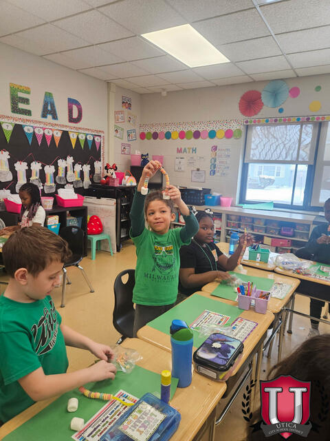 Picha ya 3 kati ya 35