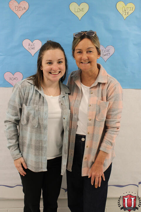 الصورة 2 من 25