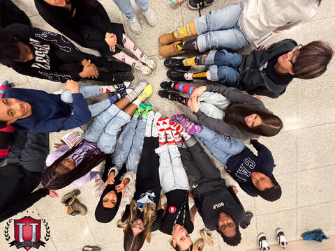 ၁၃ ရုပ်ပုံ ၄