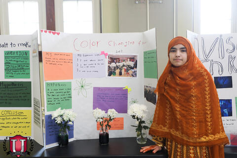 ၂၆ ရုပ်ပုံ ၂၀