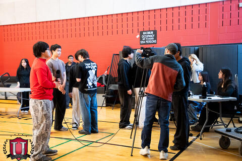 ရုပ်ပုံ ၂၃