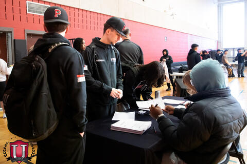 ရုပ်ပုံ ၅၆