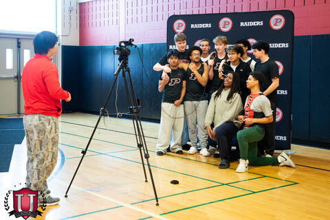 ရုပ်ပုံ ၅၄