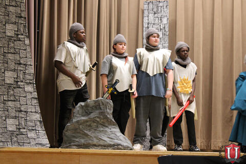 រូបភាព 28 នៃ 32