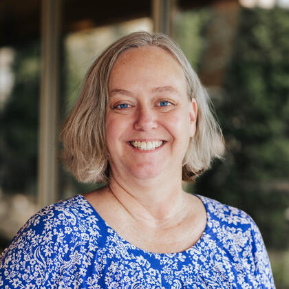 Photo of Beth Mares