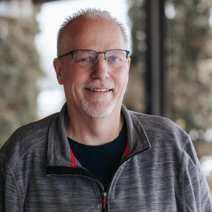 Photo of Tom Woeckner, '84