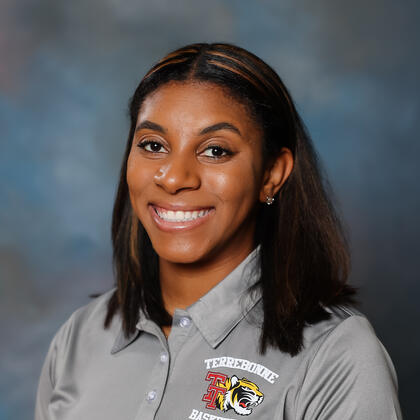 Roynisha James