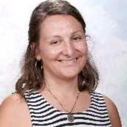 Photo of Nicole DeJong