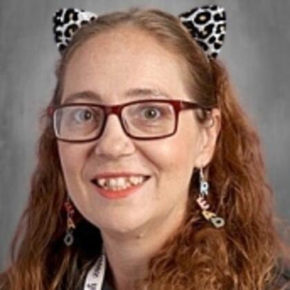 Photo of Stephanie Benjamin