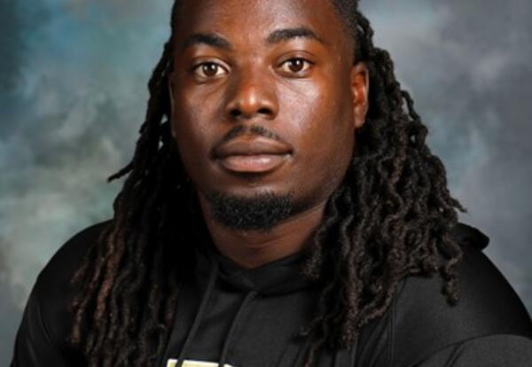 Photo of DERRICK BECKOM