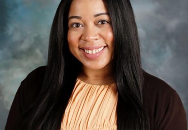 Photo of LAUREN HARDY