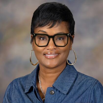 Photo of Angela Jackson