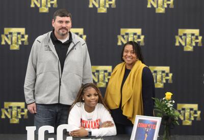 New Hope High School senior girls basketball player Tyrianna Frison