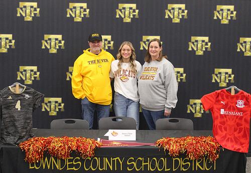 New Hope High School senior Anna Claire Nabors