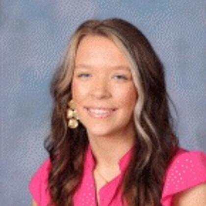 Photo of Lynna Clair Loper