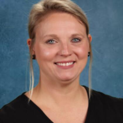 Photo of Lauren Svonavec
