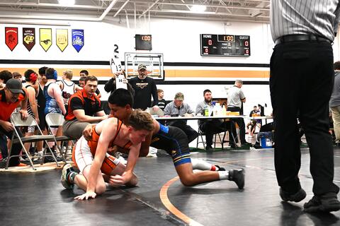 Junior High Boys Wrestling Photo 04