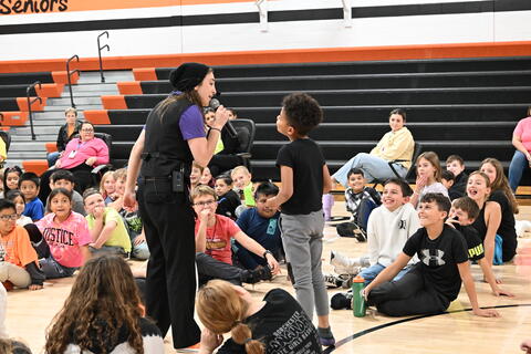 Red Ribbon Week Photo 05