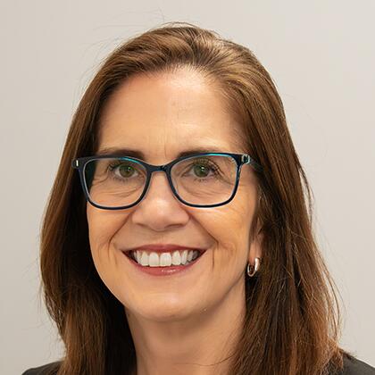 Phoebe Wood-Business-Portrait 2025