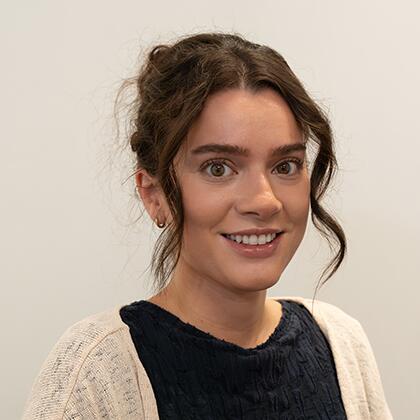 Theresa Versaci-Student Services-Portrait 2025