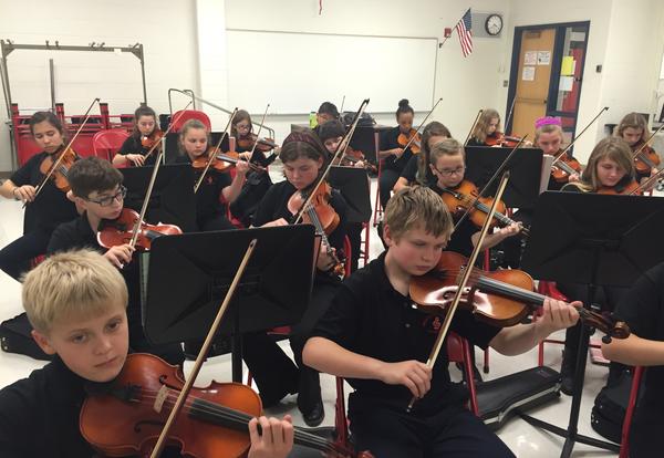 University of Illinois Jr. High String Orchestra Festival November 18, 2015