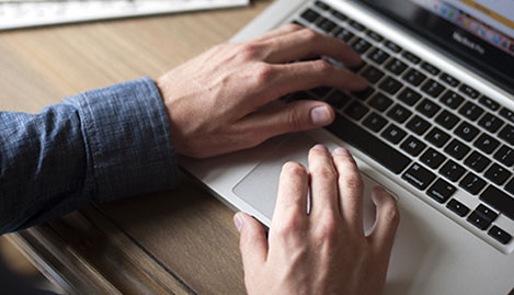 Information about Graceland's online programs.