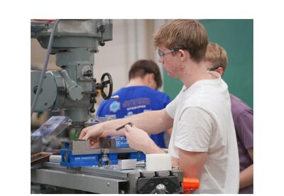 KHS Student working during Metals Class