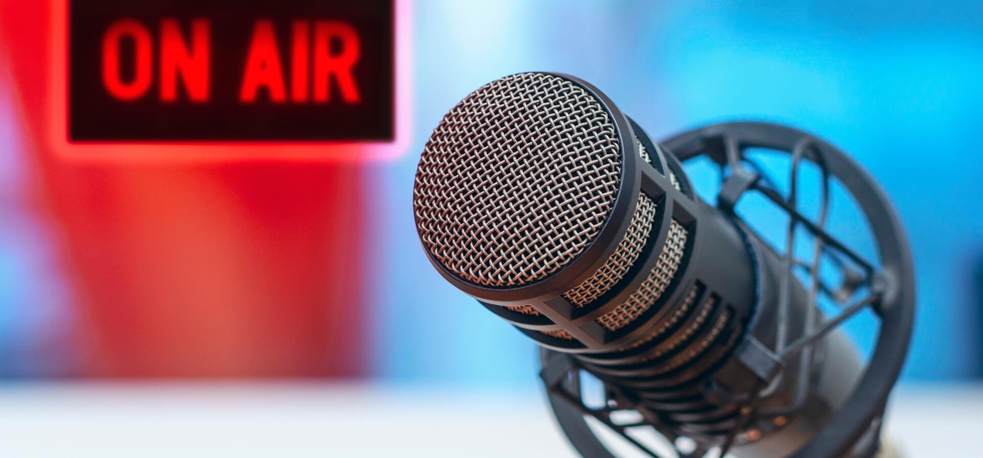 Hablando de Educación Spanish Radio Program