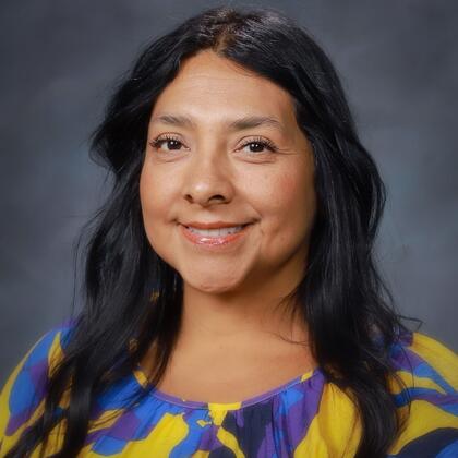 Photo of Deanna Roman