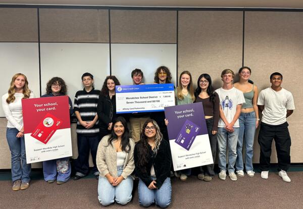 Gesa Credit Union's Affinity Program Delivers Big for Wenatchee High Schools
