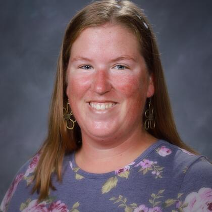 Photo of Hannah Schneider
