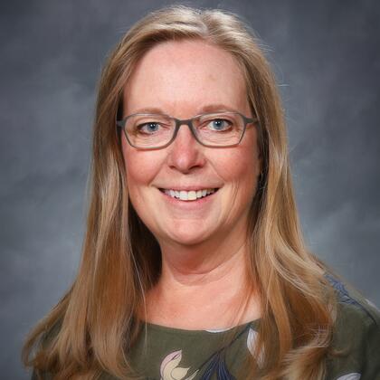 Photo of Liz Lewis