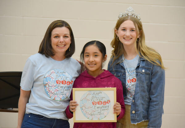 Washington Elementary 4th Grader Wins Apple Blossom Youth Parade Logo Contest
