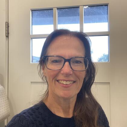 Photo of Shannon Hendrickson