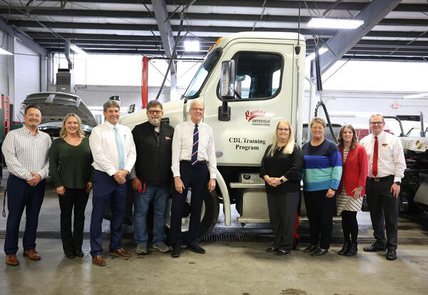 Senator Moran viewed CCC’s CDL trucks and observed a demonstration of the CDL Driving Simulator, with CCC President Dr. Marlon Thornburg taking the wheel to showcase the simulator’s capabilities.