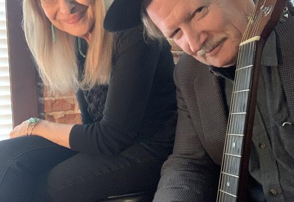 musical duo Dusty James and Abalone Pearl