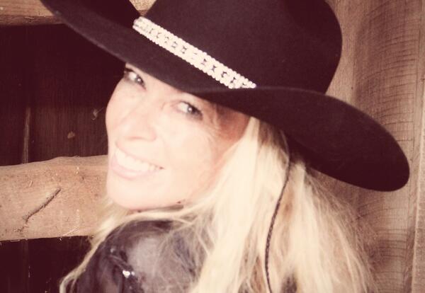 singer-songwriter Aspen Black