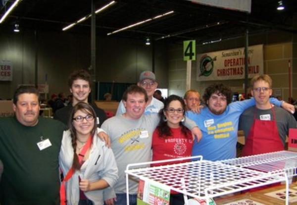 Eta Gamma members participate in Operation Christmas Child