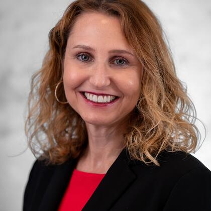 Photo of Deanna Sinfield