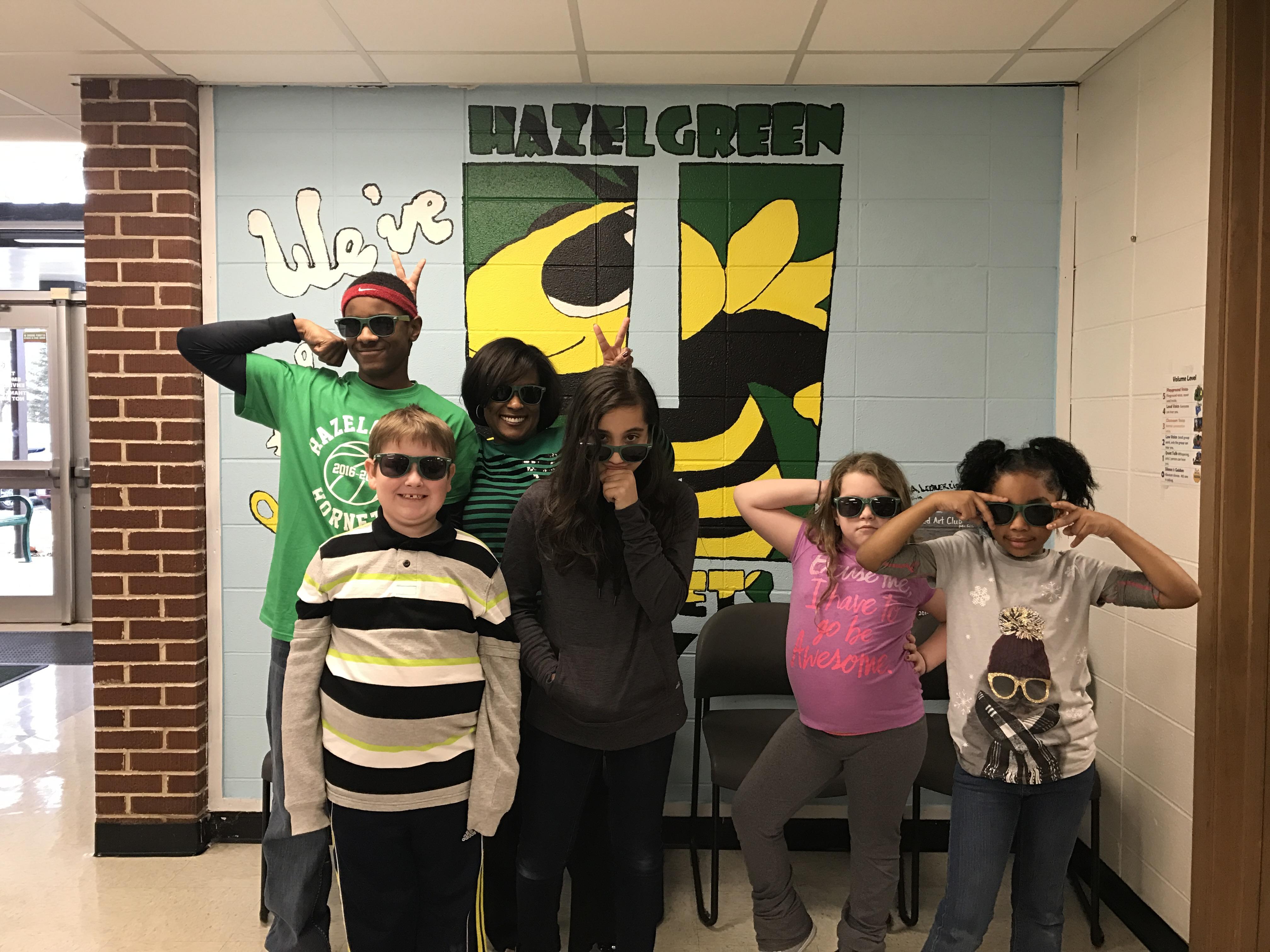 Elementary School Hazelgreen Elementary School