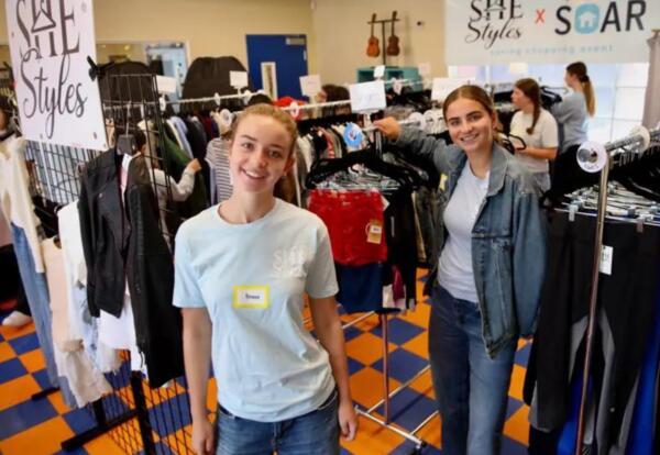 This LA teen nonprofit holds free clothing pop ups for low income homeless girls News Stories