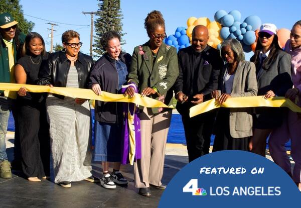 LA Sparks Unveil New Court for KIPP Compton Upper School