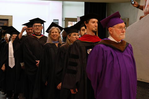 Image 11 of 204