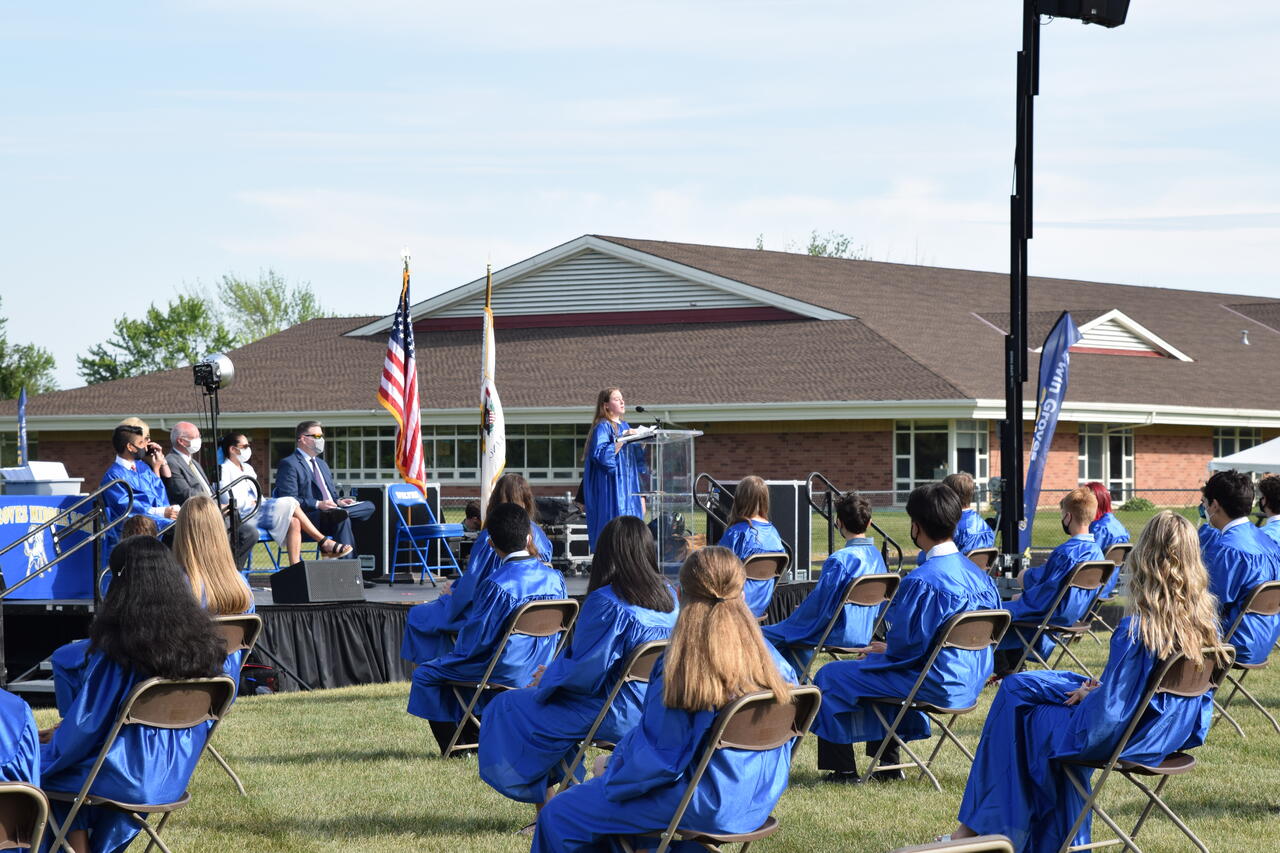 Twin Groves Graduation Class of 2021 Twin Groves Photo Gallery