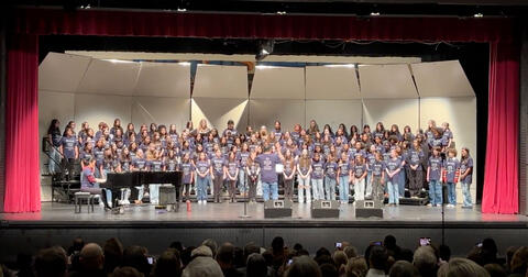 photo of sopranos and altos in performance