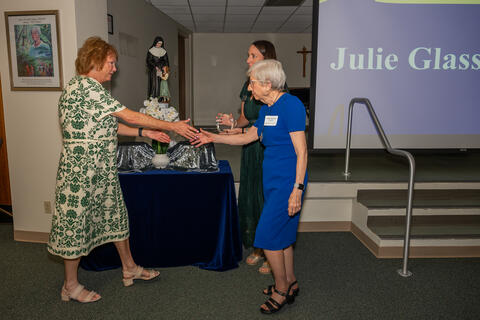 Image 104 of 198