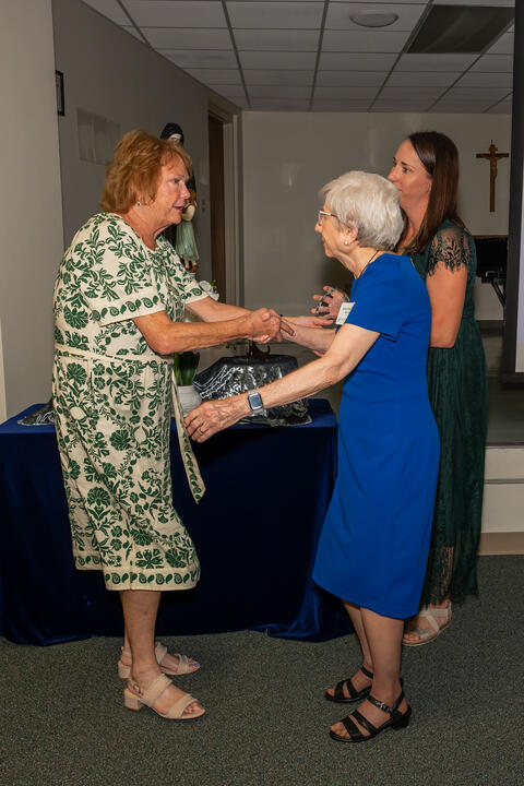 Image 106 of 198