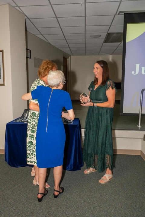 Image 110 of 198