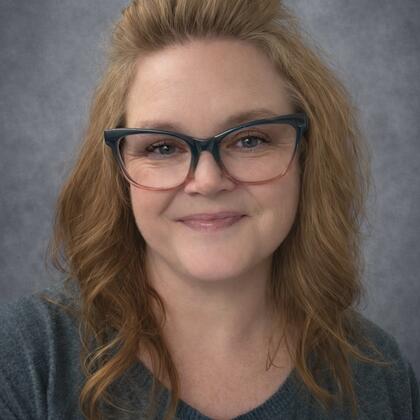 Photo of Rebecca Schoen